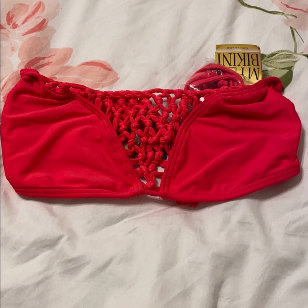 New Ripcurl bathing suit